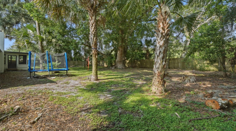 Deland, Florida 32720, 3 Bedroom Bedrooms, ,2 Bathroombathrooms,Residential,For Sale,Concord,0,Mfro6428624