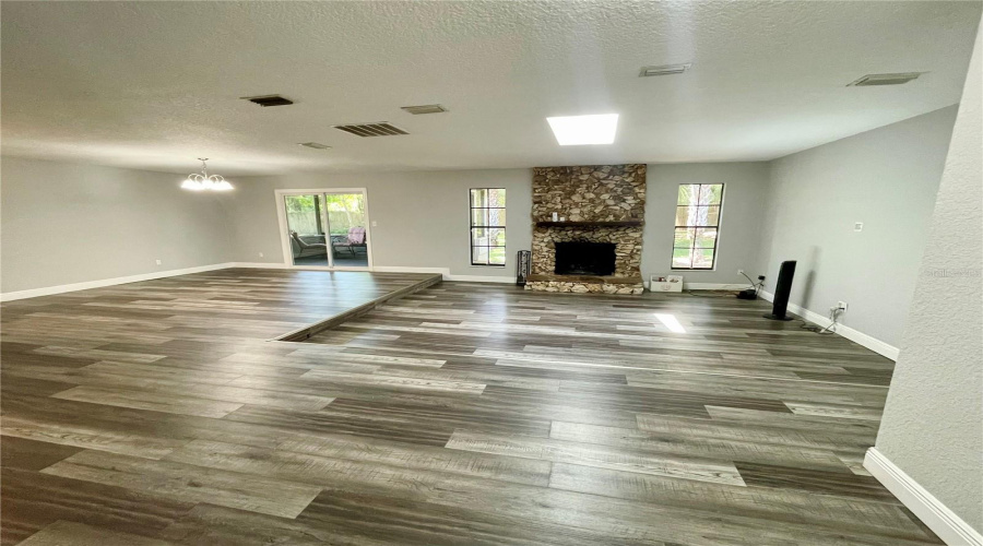 Deland, Florida 32720, 3 Bedroom Bedrooms, ,2 Bathroombathrooms,Residential,For Sale,Concord,0,Mfro6428624