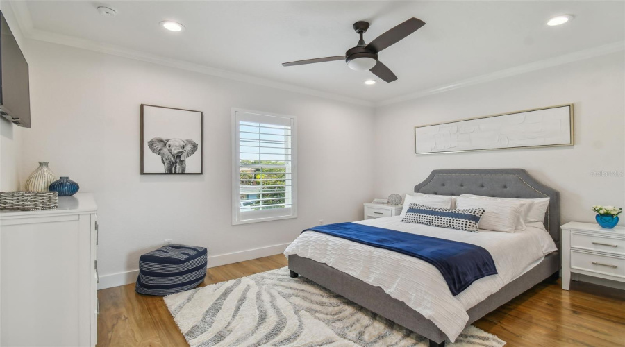 Tampa, Florida 33611, 5 Bedroom Bedrooms, ,4 Bathroombathrooms,Residential,For Sale,Bay Villa,0,Mfrtb8488683
