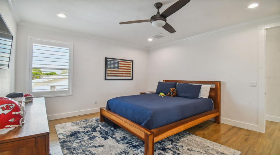 Tampa, Florida 33611, 5 Bedroom Bedrooms, ,4 Bathroombathrooms,Residential,For Sale,Bay Villa,0,Mfrtb8488683