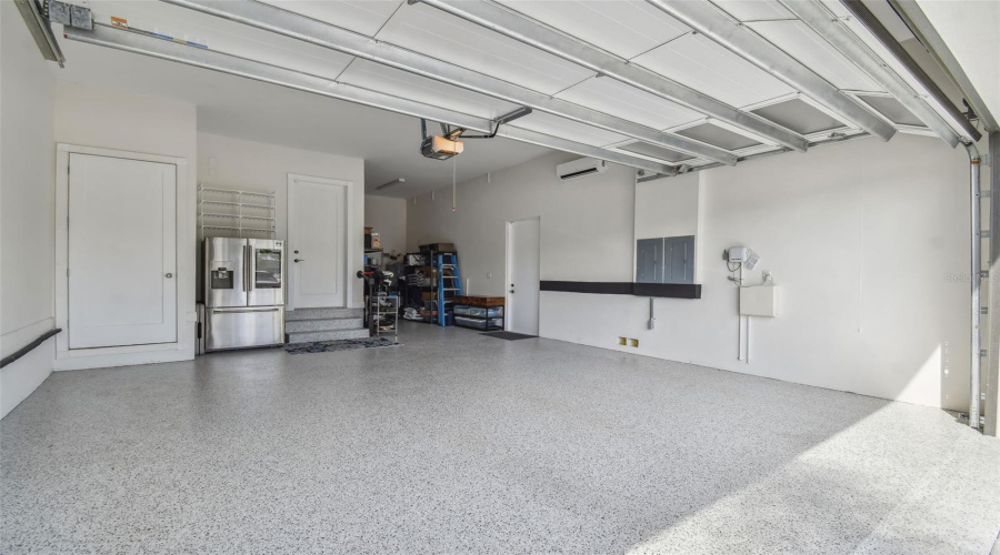 Tampa, Florida 33611, 5 Bedroom Bedrooms, ,4 Bathroombathrooms,Residential,For Sale,Bay Villa,0,Mfrtb8488683