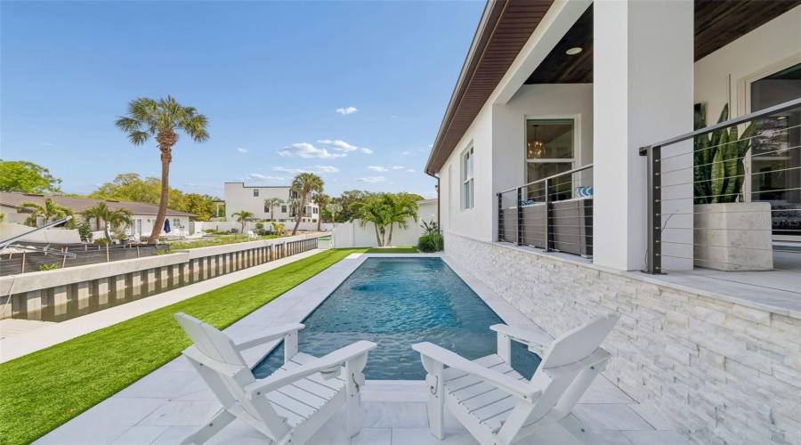 Tampa, Florida 33611, 5 Bedroom Bedrooms, ,4 Bathroombathrooms,Residential,For Sale,Bay Villa,0,Mfrtb8488683