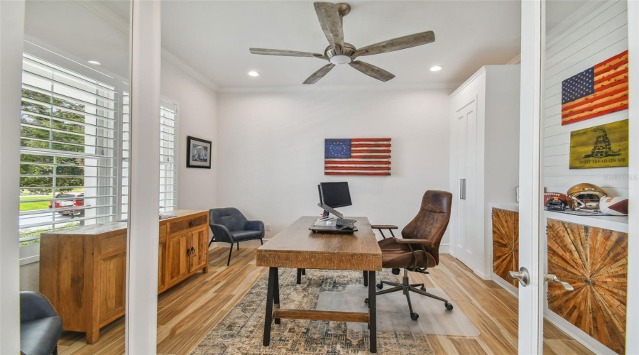 Tampa, Florida 33611, 5 Bedroom Bedrooms, ,4 Bathroombathrooms,Residential,For Sale,Bay Villa,0,Mfrtb8488683
