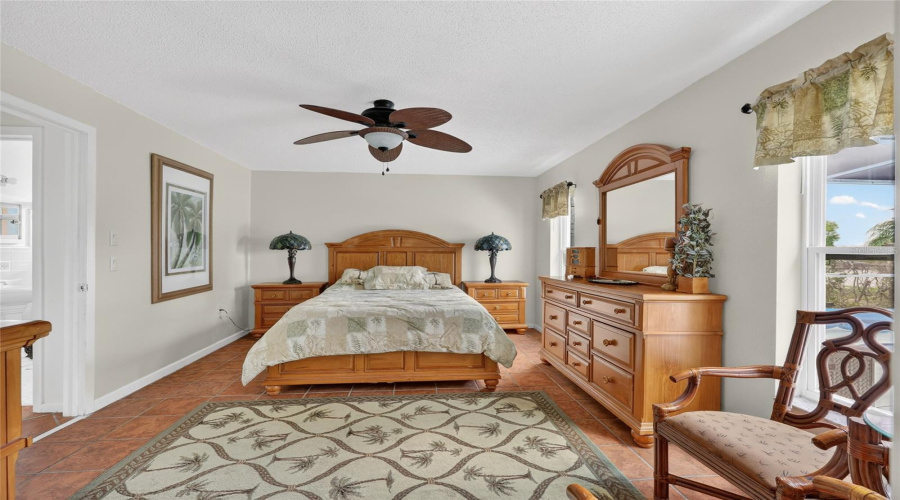 North Port, Florida 34287, 3 Bedroom Bedrooms, ,2 Bathroombathrooms,Residential,For Sale,Safford,0,Mfrc7526377