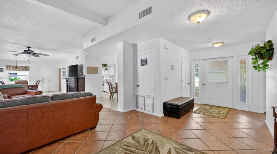 North Port, Florida 34287, 3 Bedroom Bedrooms, ,2 Bathroombathrooms,Residential,For Sale,Safford,0,Mfrc7526377