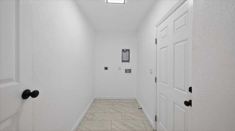Largo, Florida 33778, 4 Bedroom Bedrooms, ,2 Bathroombathrooms,Residential,For Sale,120Th,0,Mfrtb8501592