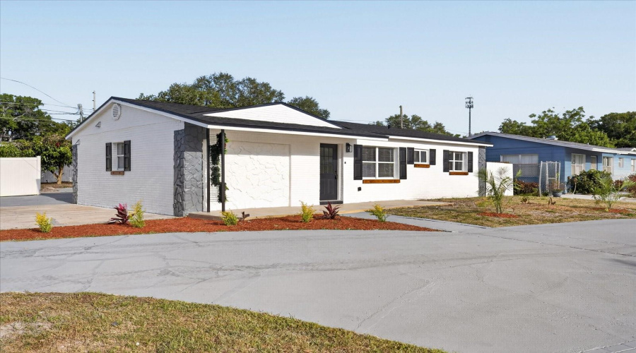 Largo, Florida 33778, 4 Bedroom Bedrooms, ,2 Bathroombathrooms,Residential,For Sale,120Th,0,Mfrtb8501592