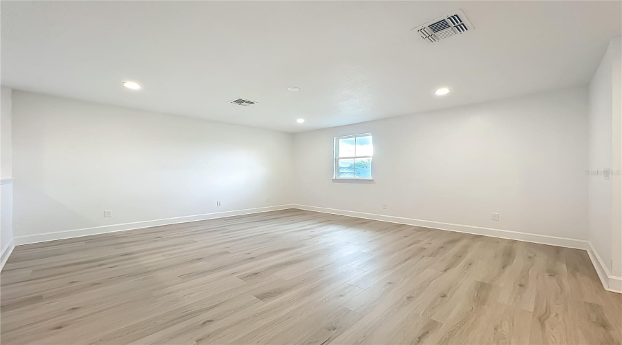 Sanford, Florida 32771, 4 Bedroom Bedrooms, ,3 Bathroombathrooms,Residential,For Sale,Bluff Oak,0,Mfro6399508