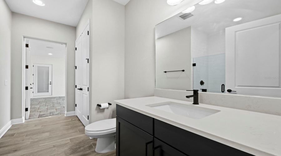 Sarasota, Florida 34241, 4 Bedroom Bedrooms, ,3 Bathroombathrooms,Residential,For Sale,Lungo Lago,0,Mfra4690357