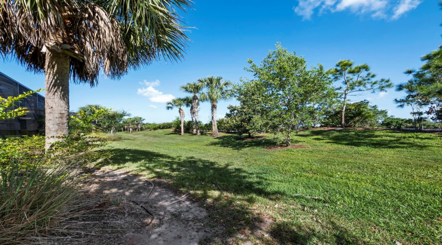 Sarasota, Florida 34241, 4 Bedroom Bedrooms, ,3 Bathroombathrooms,Residential,For Sale,Lungo Lago,0,Mfra4690357
