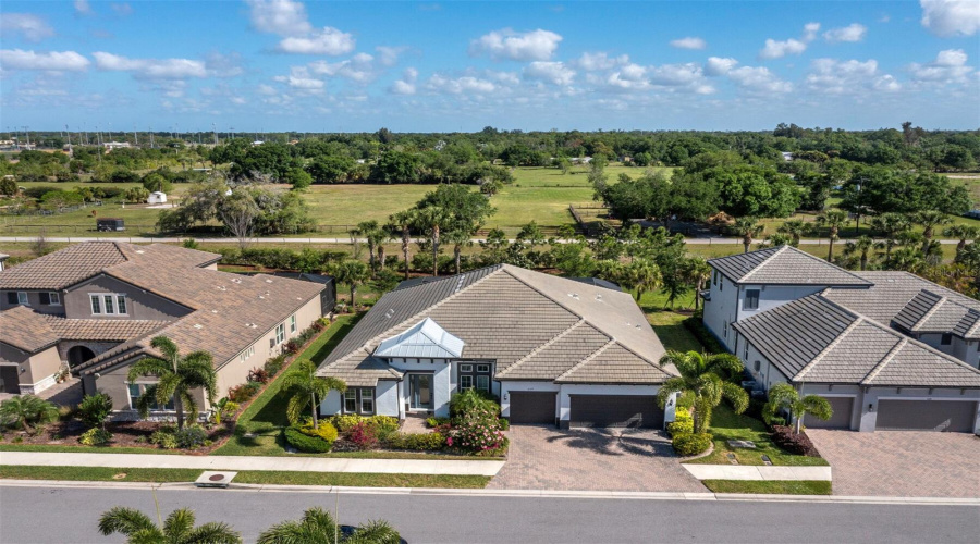 Sarasota, Florida 34241, 4 Bedroom Bedrooms, ,3 Bathroombathrooms,Residential,For Sale,Lungo Lago,0,Mfra4690357