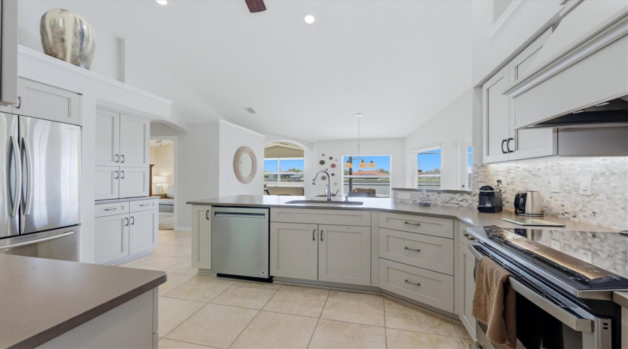 Port Charlotte, Florida 33981, 3 Bedroom Bedrooms, ,2 Bathroombathrooms,Residential,For Sale,Blake,0,Mfrd6146895