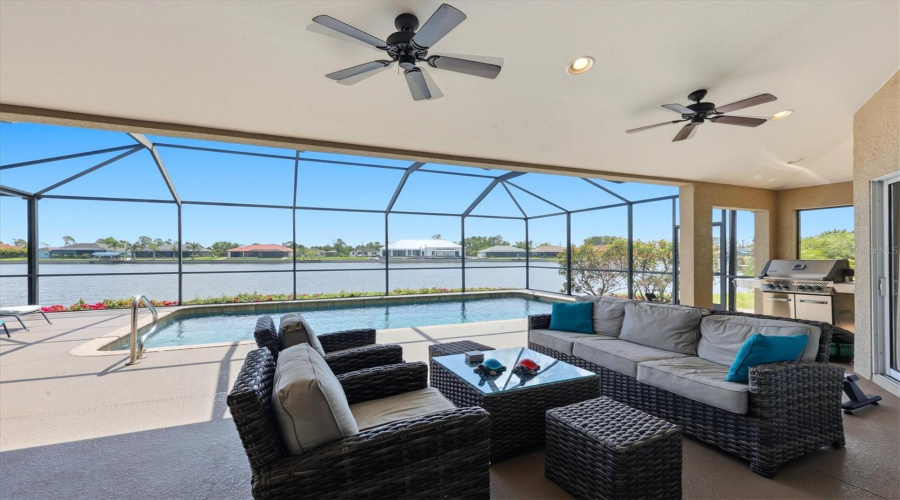 Port Charlotte, Florida 33981, 3 Bedroom Bedrooms, ,2 Bathroombathrooms,Residential,For Sale,Blake,0,Mfrd6146895