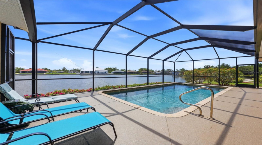 Port Charlotte, Florida 33981, 3 Bedroom Bedrooms, ,2 Bathroombathrooms,Residential,For Sale,Blake,0,Mfrd6146895