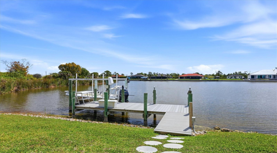 Port Charlotte, Florida 33981, 3 Bedroom Bedrooms, ,2 Bathroombathrooms,Residential,For Sale,Blake,0,Mfrd6146895