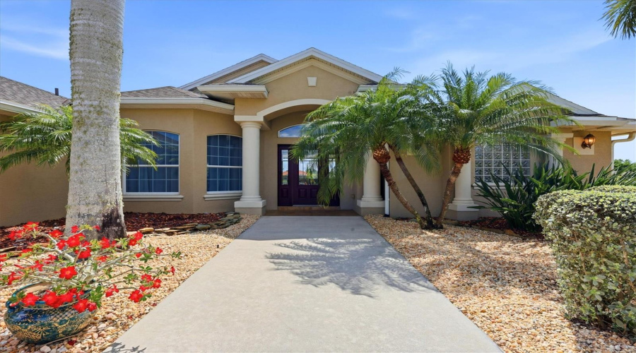 Port Charlotte, Florida 33981, 3 Bedroom Bedrooms, ,2 Bathroombathrooms,Residential,For Sale,Blake,0,Mfrd6146895