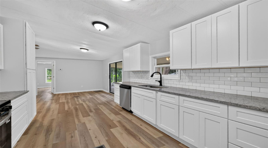 Ocala, Florida 34480, 4 Bedroom Bedrooms, ,3 Bathroombathrooms,Residential,For Sale,59Th,0,Mfrom728979