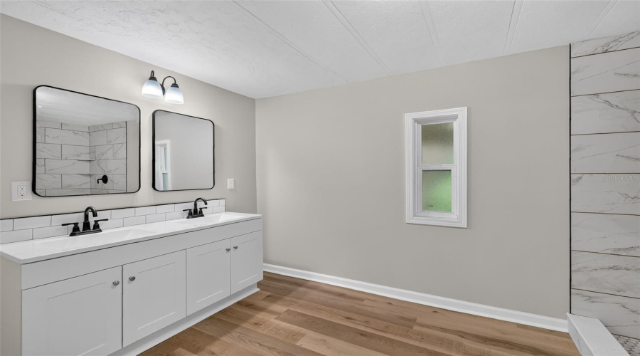 Ocala, Florida 34480, 4 Bedroom Bedrooms, ,3 Bathroombathrooms,Residential,For Sale,59Th,0,Mfrom728979