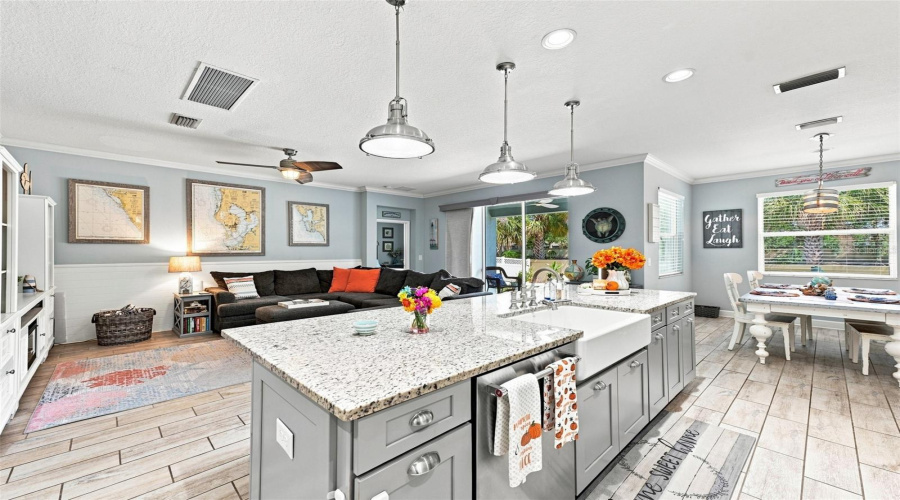 Apollo Beach, Florida 33572, 4 Bedroom Bedrooms, ,3 Bathroombathrooms,Residential,For Sale,Admiral Pointe,0,Mfrtb8475052