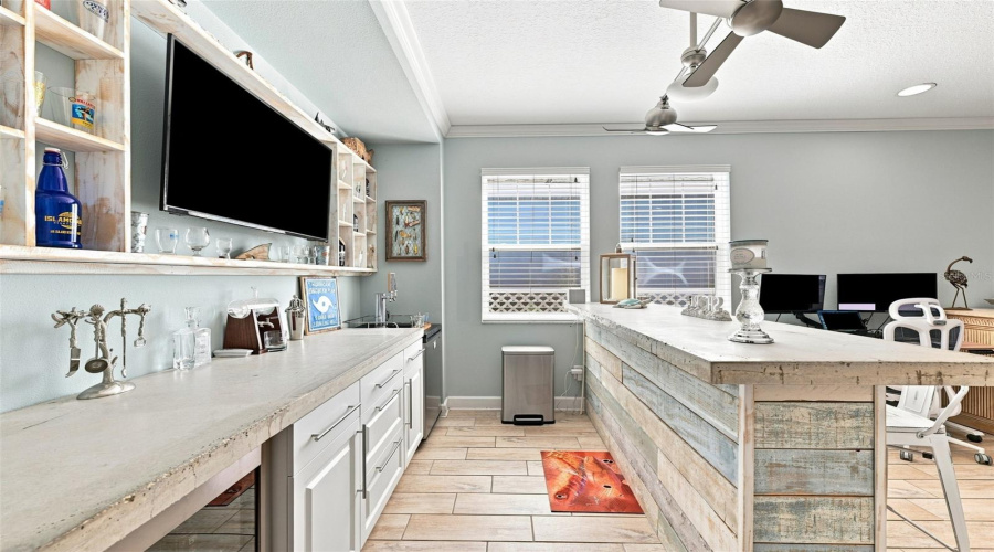 Apollo Beach, Florida 33572, 4 Bedroom Bedrooms, ,3 Bathroombathrooms,Residential,For Sale,Admiral Pointe,0,Mfrtb8475052