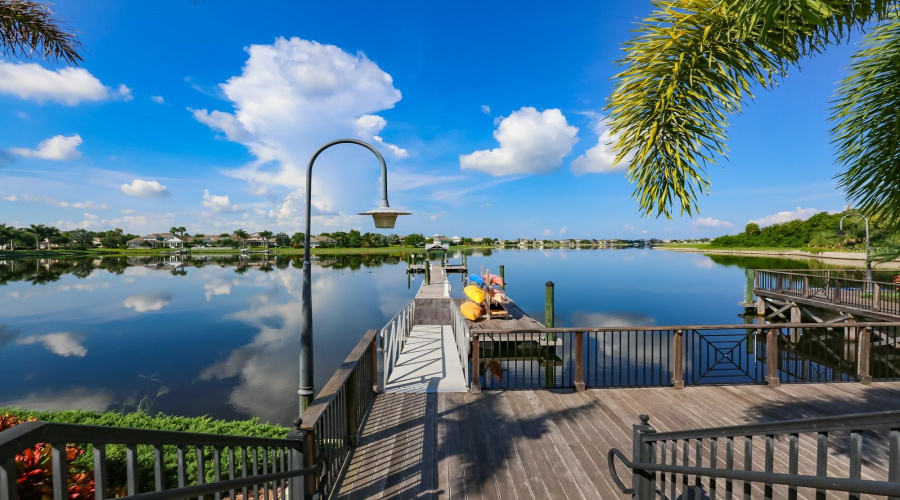 Apollo Beach, Florida 33572, 4 Bedroom Bedrooms, ,3 Bathroombathrooms,Residential,For Sale,Admiral Pointe,0,Mfrtb8475052