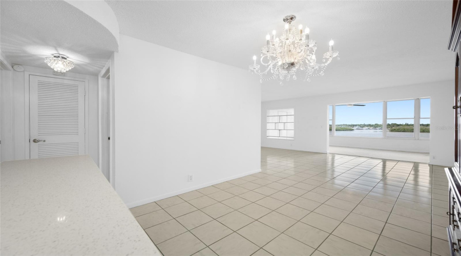 St Petersburg, Florida 33707, 1 Bedroom Bedrooms, ,1 Bathroombathrooms,Residential,For Sale,Shore,0,Mfrtb8541268