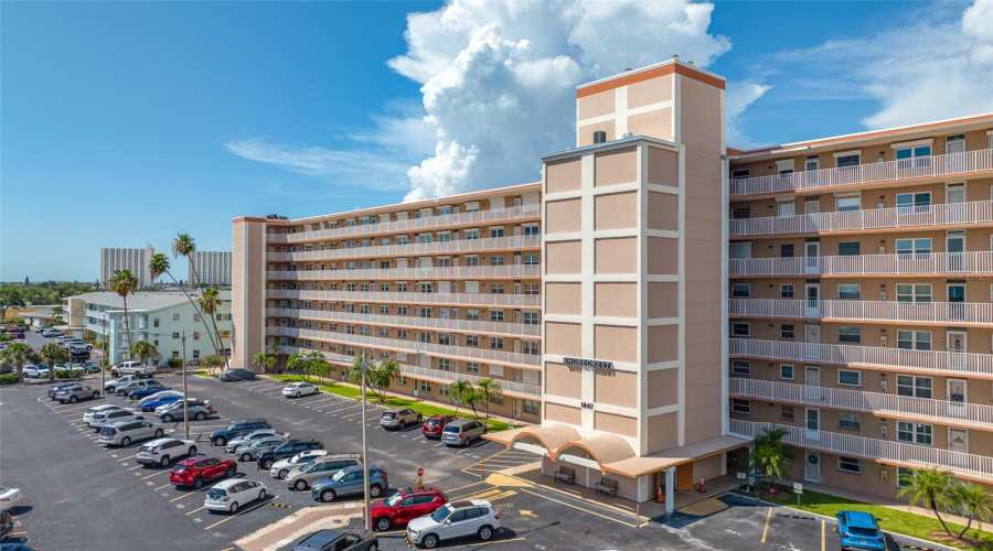 St Petersburg, Florida 33707, 1 Bedroom Bedrooms, ,1 Bathroombathrooms,Residential,For Sale,Shore,0,Mfrtb8541268