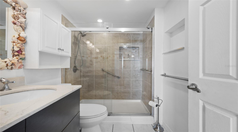 St Petersburg, Florida 33707, 1 Bedroom Bedrooms, ,1 Bathroombathrooms,Residential,For Sale,Shore,0,Mfrtb8541268