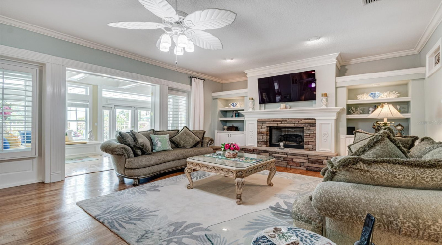 New Port Richey, Florida 34655, 4 Bedroom Bedrooms, ,4 Bathroombathrooms,Residential,For Sale,Cachette De Riviera,0,Mfrw7886062