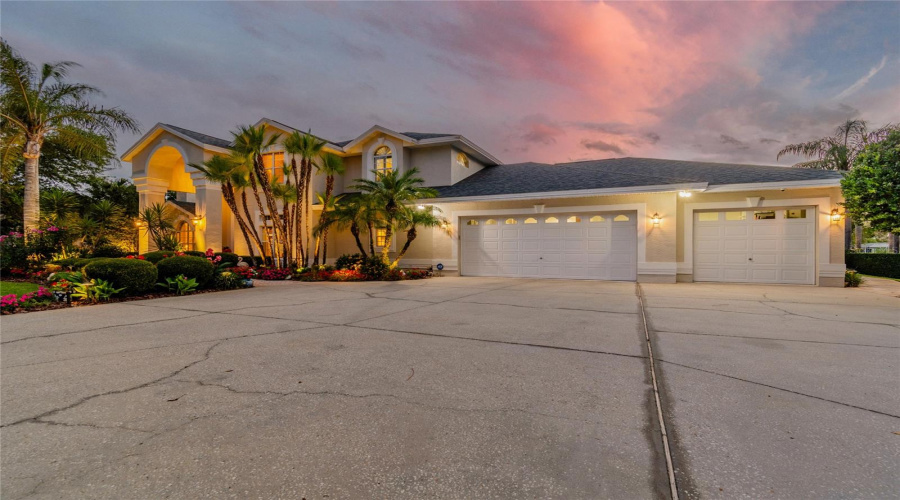 New Port Richey, Florida 34655, 4 Bedroom Bedrooms, ,4 Bathroombathrooms,Residential,For Sale,Cachette De Riviera,0,Mfrw7886062