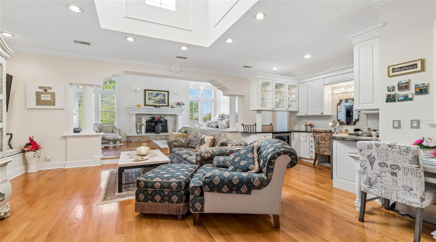 New Port Richey, Florida 34655, 4 Bedroom Bedrooms, ,4 Bathroombathrooms,Residential,For Sale,Cachette De Riviera,0,Mfrw7886062