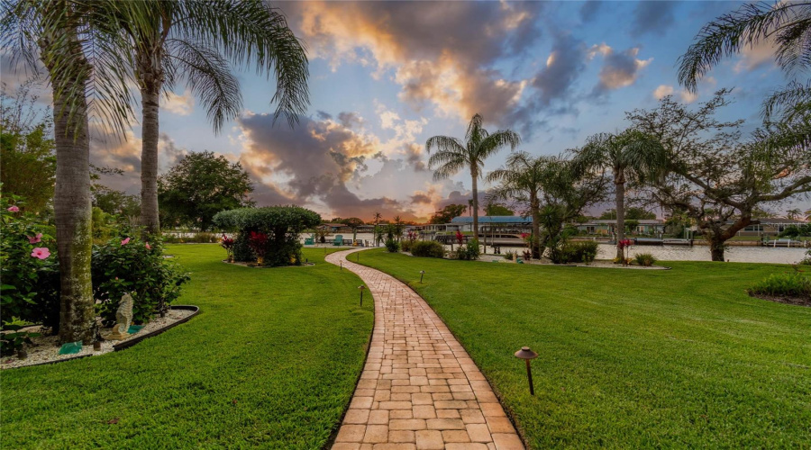 New Port Richey, Florida 34655, 4 Bedroom Bedrooms, ,4 Bathroombathrooms,Residential,For Sale,Cachette De Riviera,0,Mfrw7886062