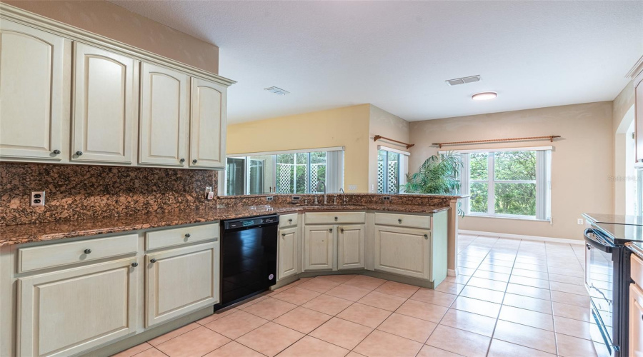 Kissimmee, Florida 34759, 3 Bedroom Bedrooms, ,2 Bathroombathrooms,Residential,For Sale,Sand Piper,0,Mfrl4963438