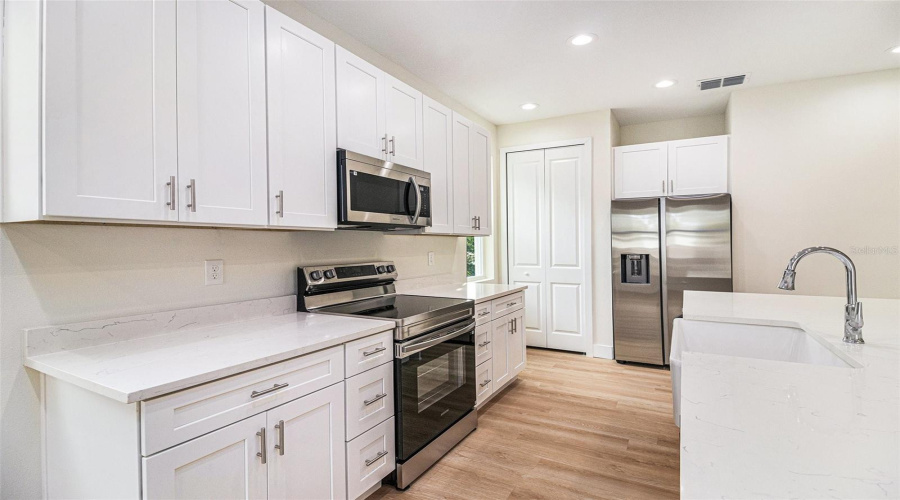 Palm Bay, Florida 32908, 3 Bedroom Bedrooms, ,2 Bathroombathrooms,Residential,For Sale,Gelaso,0,Mfro6428770