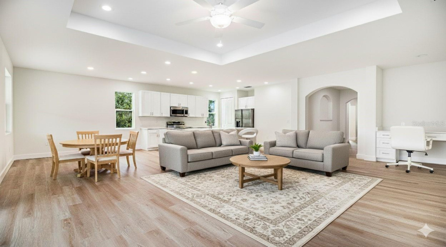 Palm Bay, Florida 32908, 3 Bedroom Bedrooms, ,2 Bathroombathrooms,Residential,For Sale,Gelaso,0,Mfro6428770