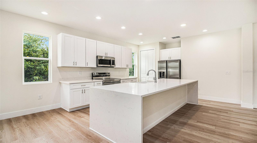 Palm Bay, Florida 32908, 3 Bedroom Bedrooms, ,2 Bathroombathrooms,Residential,For Sale,Gelaso,0,Mfro6428770