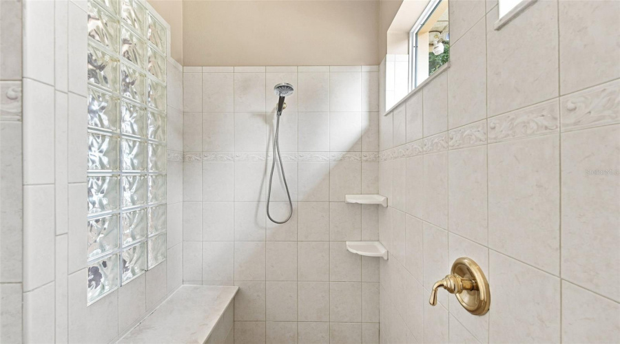 Praimary Walk-In Shower