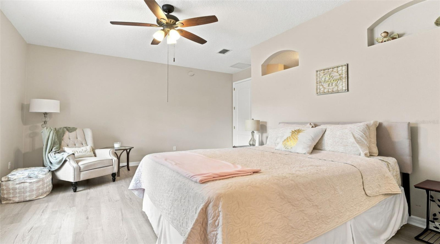 2Nd Bedroom W/Ensuite Bath