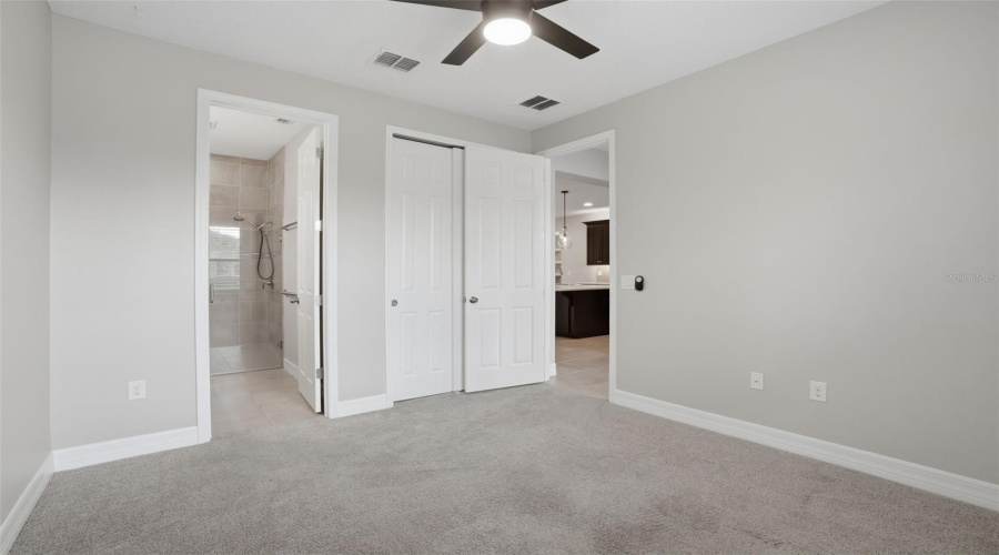 Orlando, Florida 32832, 6 Bedroom Bedrooms, ,4 Bathroombathrooms,Residential,For Sale,Tibbett,0,Mfro6402870