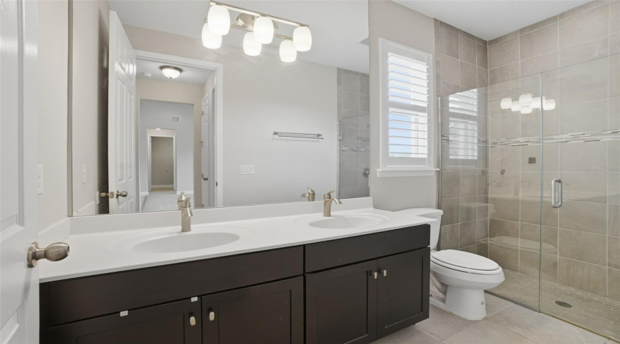 Orlando, Florida 32832, 6 Bedroom Bedrooms, ,4 Bathroombathrooms,Residential,For Sale,Tibbett,0,Mfro6402870