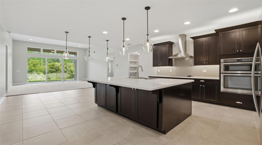 Orlando, Florida 32832, 6 Bedroom Bedrooms, ,4 Bathroombathrooms,Residential,For Sale,Tibbett,0,Mfro6402870