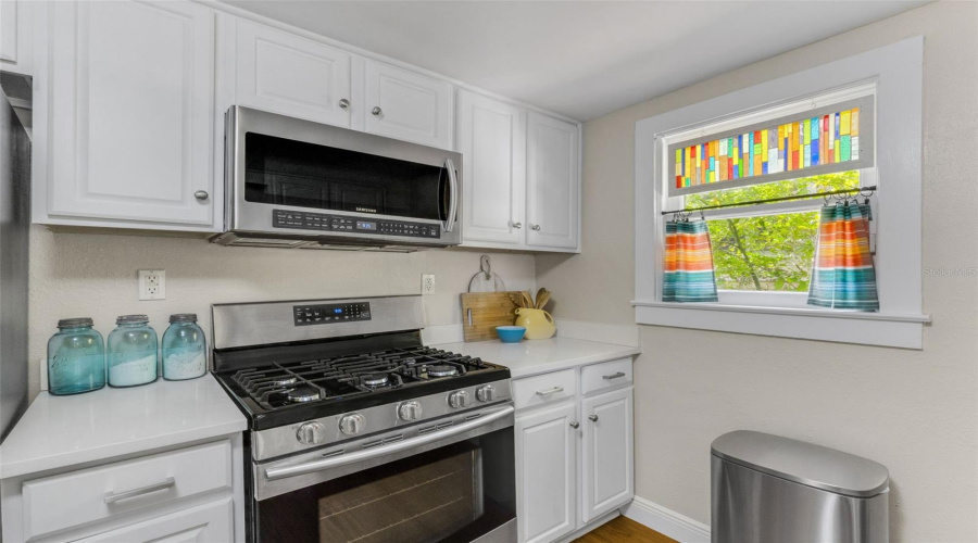 Lakeland, Florida 33801, 2 Bedroom Bedrooms, ,1 Bathroombathrooms,Residential,For Sale,Johnson,0,Mfrl4962678