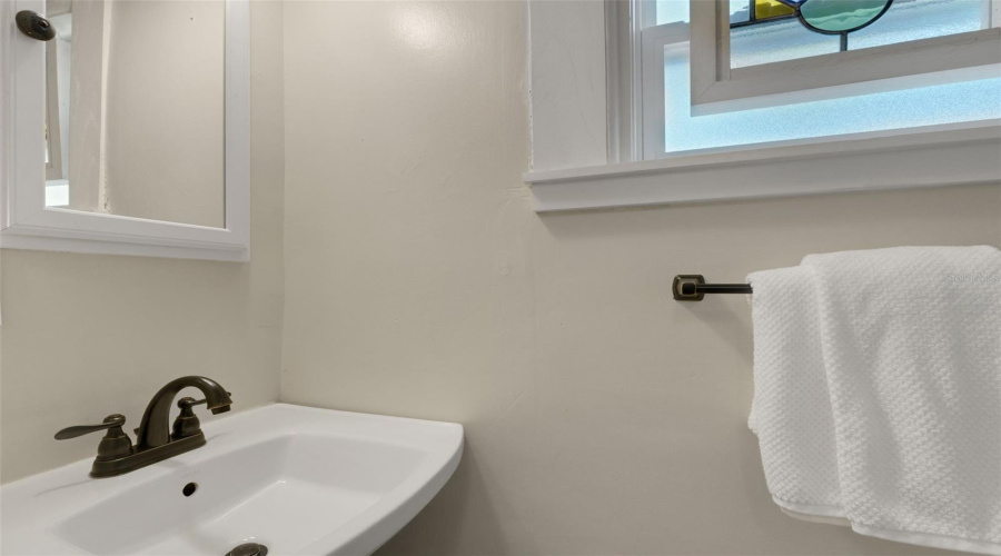 Lakeland, Florida 33801, 2 Bedroom Bedrooms, ,1 Bathroombathrooms,Residential,For Sale,Johnson,0,Mfrl4962678