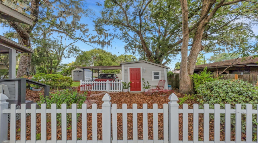 Lakeland, Florida 33801, 2 Bedroom Bedrooms, ,1 Bathroombathrooms,Residential,For Sale,Johnson,0,Mfrl4962678