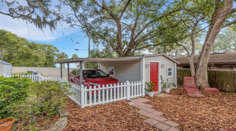 Lakeland, Florida 33801, 2 Bedroom Bedrooms, ,1 Bathroombathrooms,Residential,For Sale,Johnson,0,Mfrl4962678