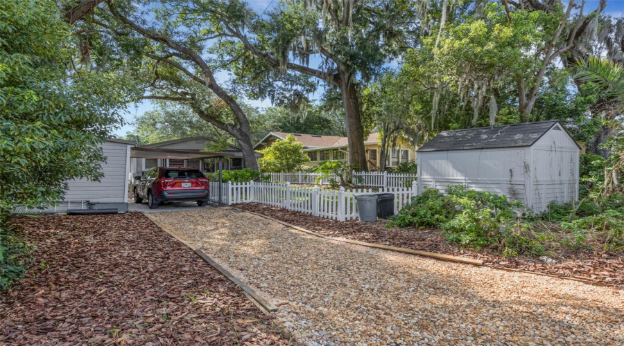 Lakeland, Florida 33801, 2 Bedroom Bedrooms, ,1 Bathroombathrooms,Residential,For Sale,Johnson,0,Mfrl4962678