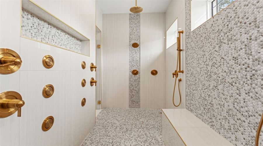 Luxury Spa Like Bathroom