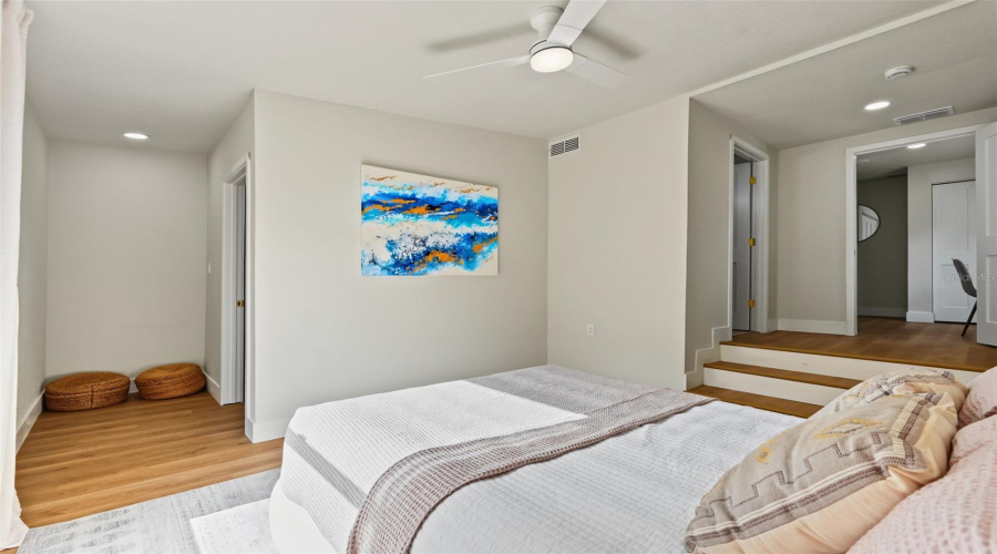 Tampa, Florida 33604, 3 Bedroom Bedrooms, ,2 Bathroombathrooms,Residential,For Sale,Edison,0,Mfrtb8538108