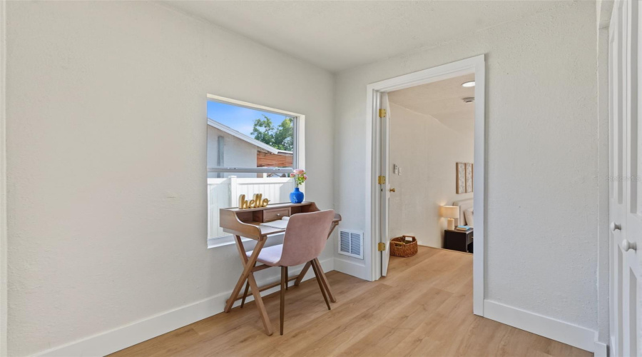 Tampa, Florida 33604, 3 Bedroom Bedrooms, ,2 Bathroombathrooms,Residential,For Sale,Edison,0,Mfrtb8538108