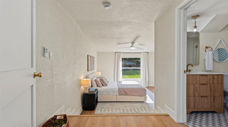 Tampa, Florida 33604, 3 Bedroom Bedrooms, ,2 Bathroombathrooms,Residential,For Sale,Edison,0,Mfrtb8538108